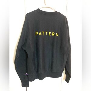 PATTERN Champion Crewneck  Unisex Sweater Black /Size M